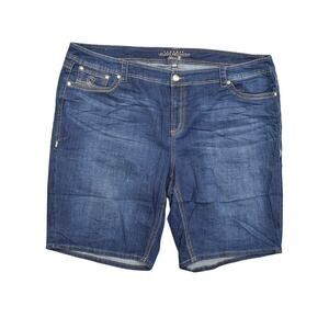 Melissa McCarthy Seven7 Blue Bermuda Shorts Plus Size 28W Denim